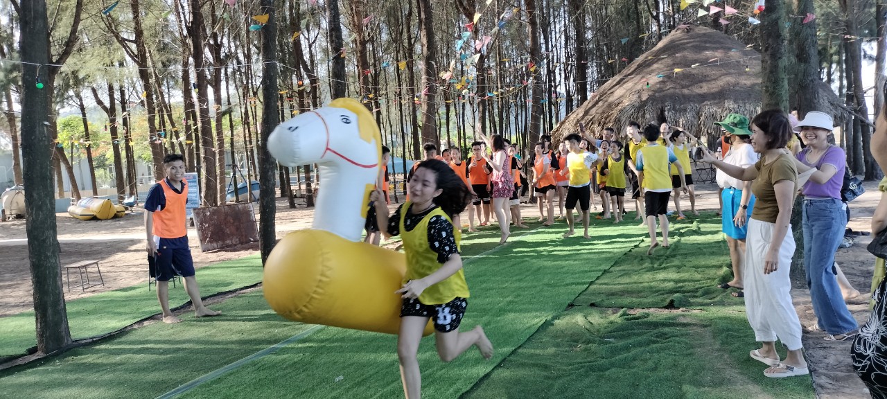 Tổ chức teambuilding giá rẻ tại hải tiến